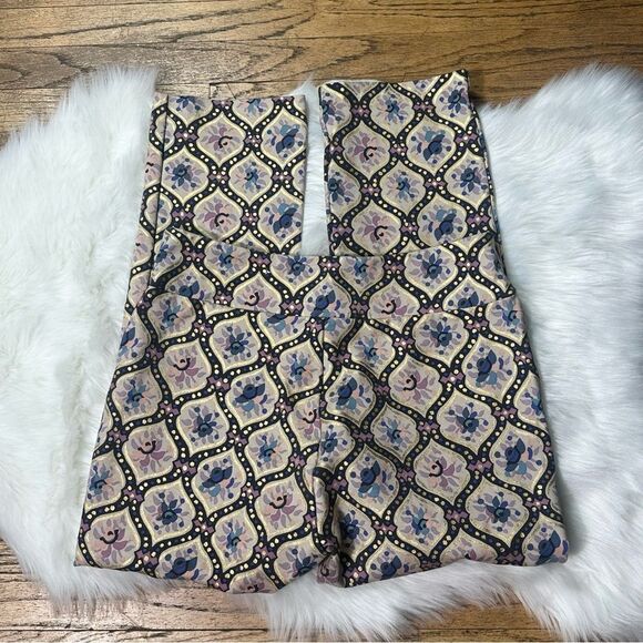 Soft Surroundings Multicolor Floral Pants - Picture 10 of 11